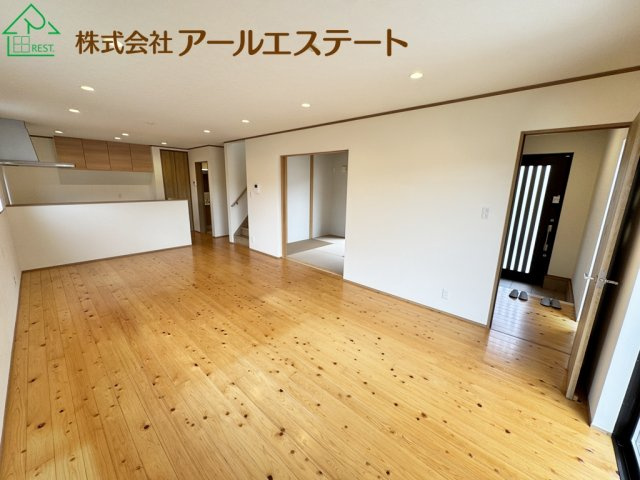 姫路市広峰1丁目　　　JR「野里駅」徒歩15分の居間・リビング