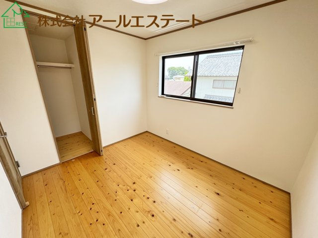 姫路市広峰1丁目　　　JR「野里駅」徒歩15分の洋室