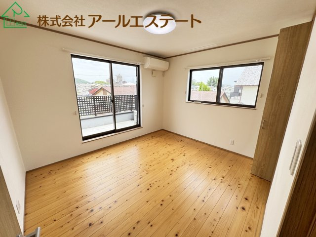 姫路市広峰1丁目　　　JR「野里駅」徒歩15分の寝室