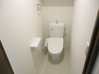 【トイレ】 | LIBTH松山 | ※写真は別のお部屋を使用しています。