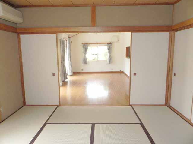 伊東市　すいらん荘別荘地の和室