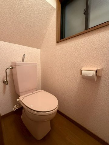 奥本町　戸建のトイレ