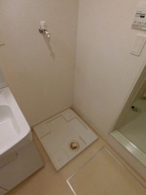 【設備】 | プレジール | イメージ102号室写真（反転あり）