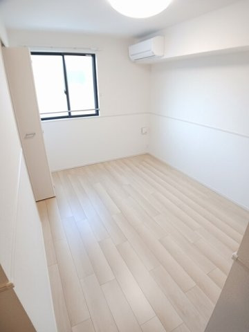 ウイング　Ｂの内装