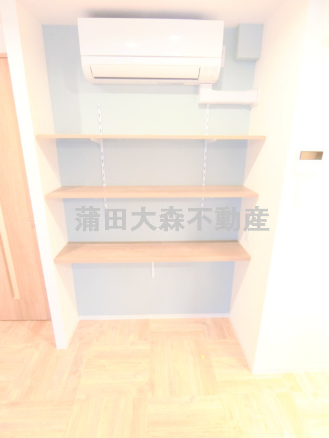 ハーモニーグラシア蒲田@仲介手数料最大無料の収納|リビングの棚収納