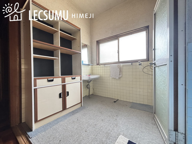 姫路市夢前町前之庄/中古戸建の洗面所