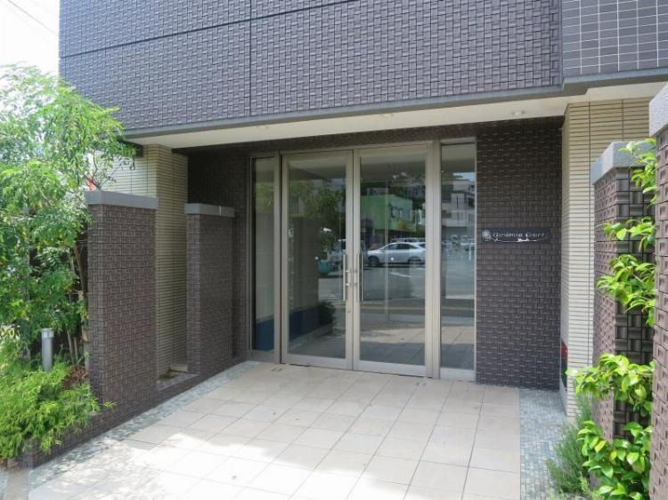 福岡市南区野間２丁目の賃貸マンションのエントランス|エントランス写真