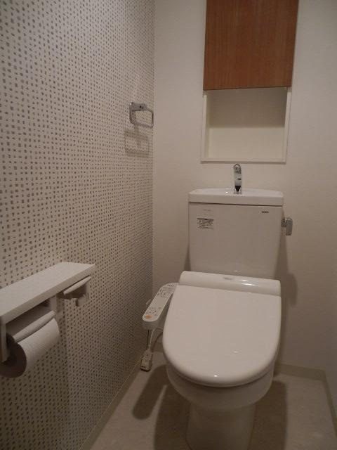 福岡市南区野間２丁目の賃貸マンションのトイレ|物件の画像8