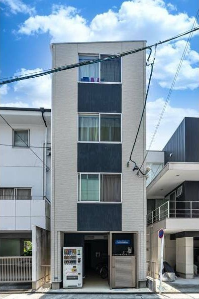 Casa Avenue Tsurumaiの外観