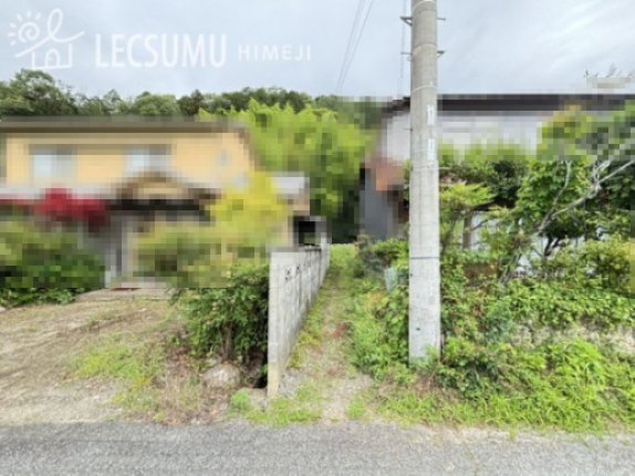 姫路市夢前町宮置/売土地の前面道路含む現地写真