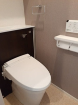 清潔感のあるトイレです