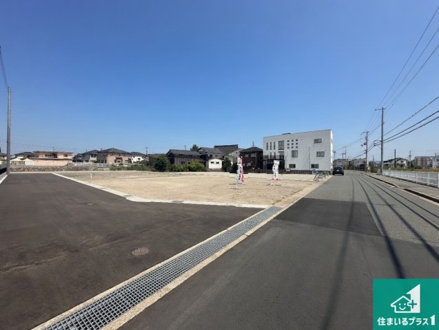 姫路市大津区天満　第8期　新築一戸建ての前面道路含む現地写真|周辺は落ち着いた街並みの住宅地！子育てがしやすい住環境です！まだ未完成ですが、現地でしかわからない事もございます。是非一度ご覧ください。