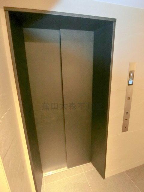 プラウドフラット西蒲田のその他共用部分|エレベーター