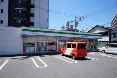 【周辺】 | マリッチ三ケ森 | ファミリーマート八幡西三ヶ森店まで220m