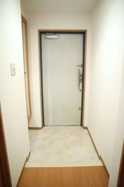 イーストインの玄関