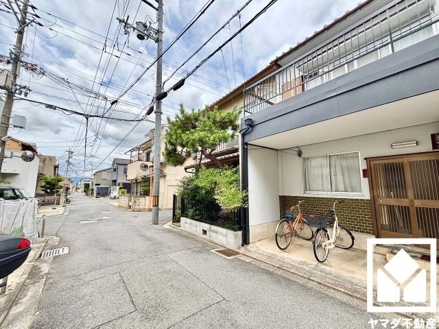 伏見区深草直違橋南1丁目の外観