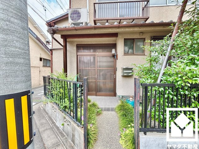 伏見区深草直違橋南1丁目の外観
