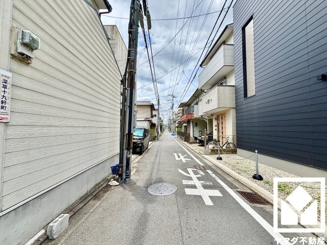 伏見区深草直違橋南1丁目の前面道路含む現地写真