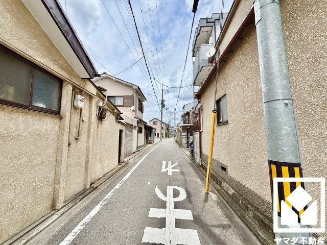 伏見区深草直違橋南1丁目の前面道路含む現地写真