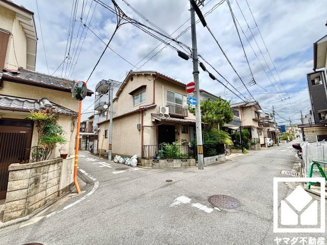 伏見区深草直違橋南1丁目の外観