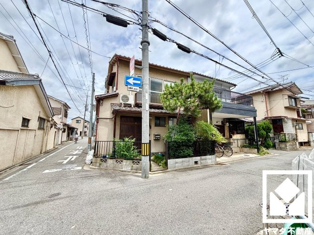 伏見区深草直違橋南1丁目の外観