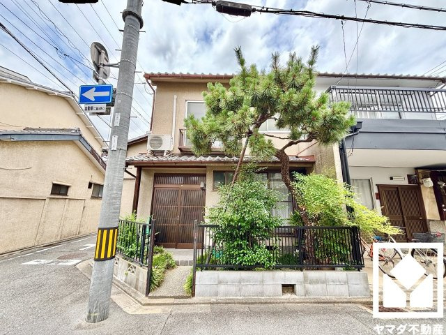伏見区深草直違橋南1丁目の外観