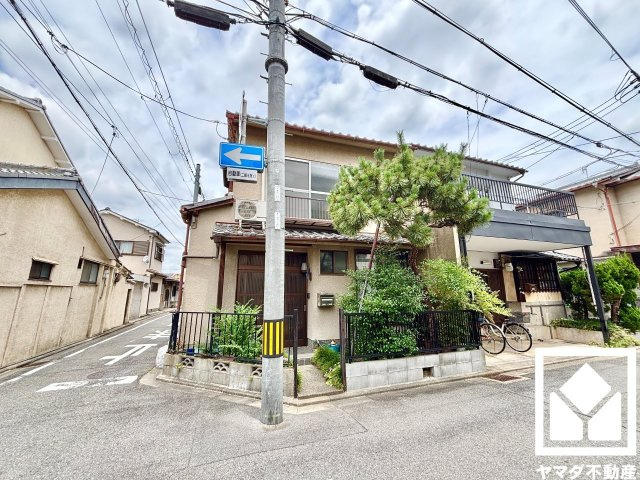 伏見区深草直違橋南1丁目の外観