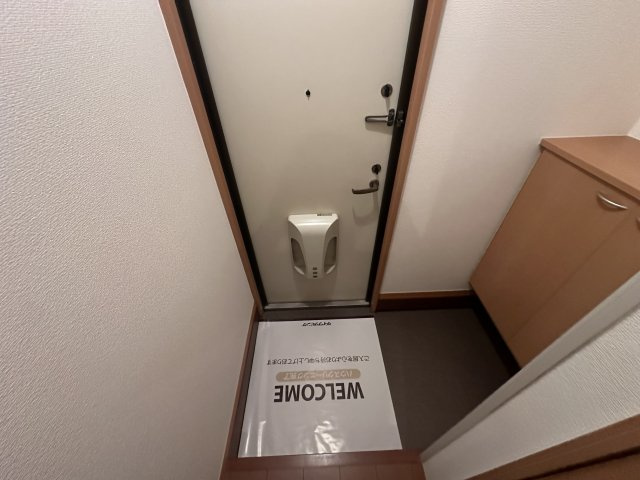 コンフォート宮町の玄関