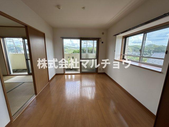 パーシモンⅡの洋室|ゆったりした洋室です