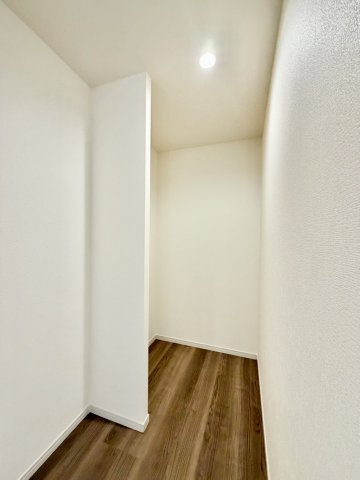 毎週末現地内覧会開催！泉佐野市南中樫井　新築戸建の収納|1階LDK内に大容量の収納スペースございます
