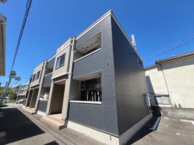 【外観】 | コンフォートＮ | 外観写真（昼）