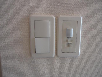 【設備】 | コンフォートＮ | 人感センサースイッチ