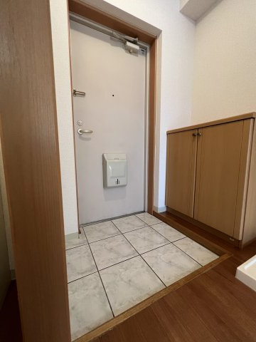 メゾンアソシエの玄関
