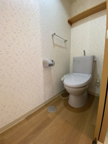 メゾンアソシエのトイレ|温水洗浄暖房便座付き