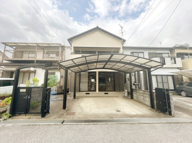 「並列2台可カーポート付」高知市大津乙　中古一戸建て