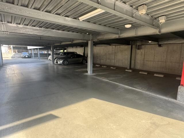 Ｄ’グラフォート熊本タワーの駐車場