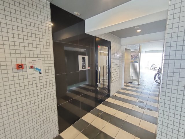 MIX（ミックス）のロビー