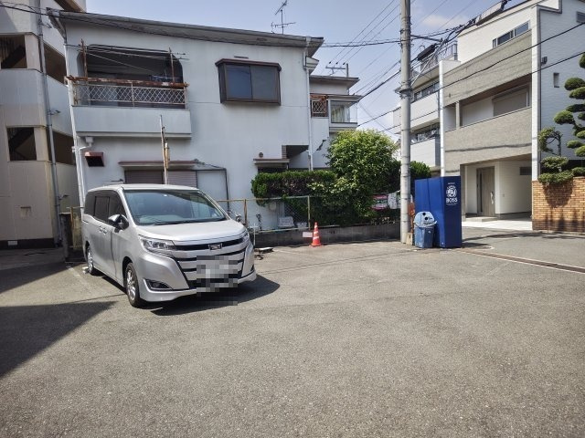 【駐車場】 | 土佐ビル2　高柳 | 駐車場完備です