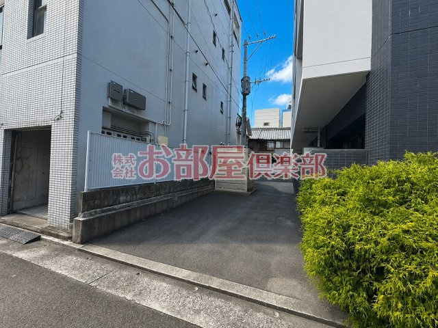 ラフレシーサ医大通りの駐車場|駐車場があります