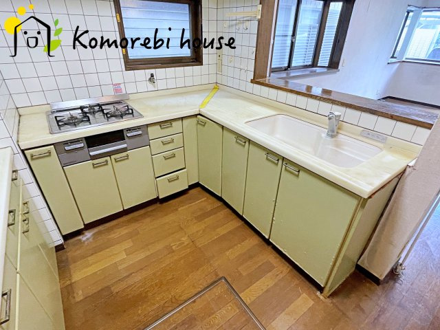 さいたま市大宮区　中古戸建のキッチン|26.7.9撮影済み