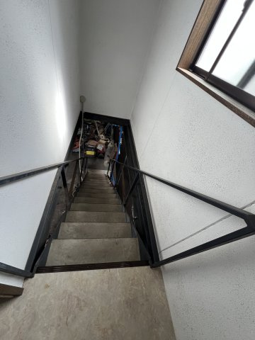 津山市林田町　貸店舗・事務所のその他共用部分|階段