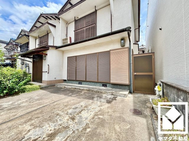伏見区醍醐南西裏町の外観