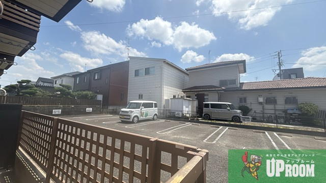 Beat Poseの駐車場