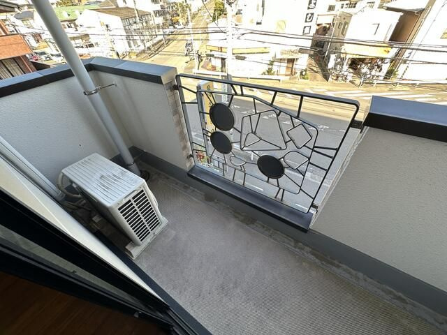 藤沢市善行坂１丁目の賃貸マンションのバルコニー