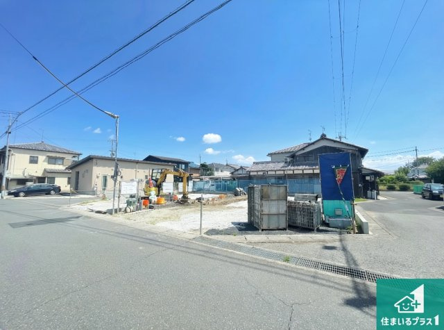 ★近江八幡市八幡町　新築一戸建ての外観|周辺は落ち着いた街並みの住宅地！子育てがしやすい住環境です！まだ未完成ですが、現地でしかわからない事もございます。是非一度ご覧ください。