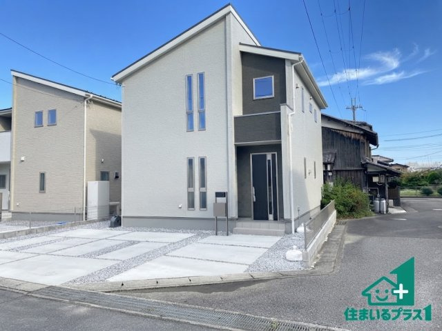 ★26日(土)27日(日)現地見学可能！★近江八幡市八幡町　新築一戸建ての外観|安心の10年保証！外観を美しく保ち、雨水で汚れを落とします！気になることがありましたら、お気軽にお問い合わせください！