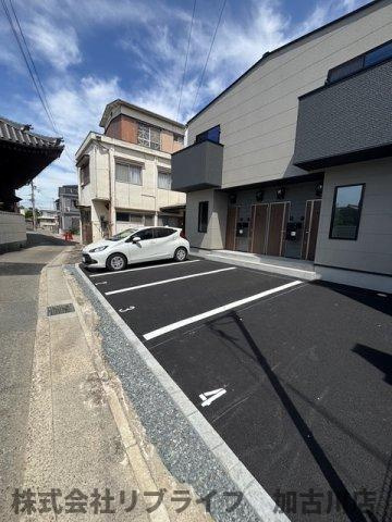 BLANCIAの駐車場