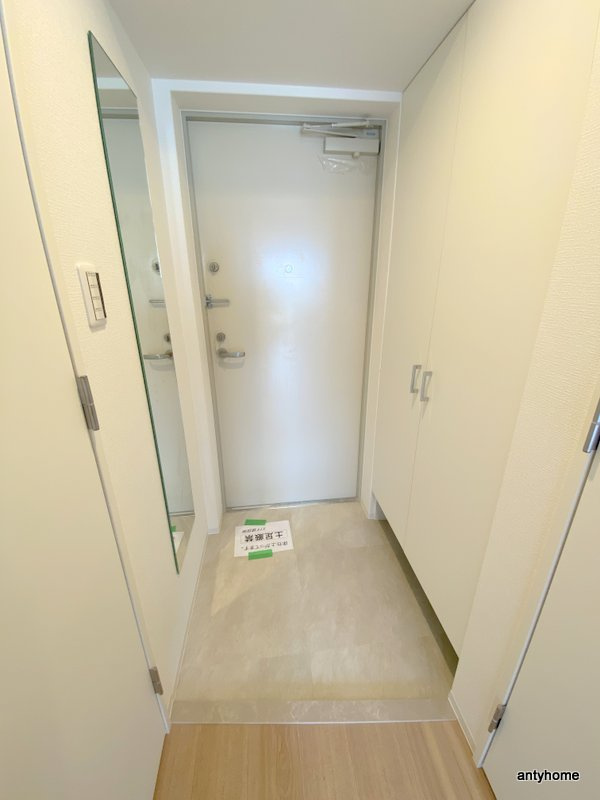 セレニテ十三ミラク 　仲介手数料無料の玄関