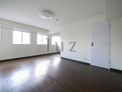 腰越10の居間・リビング