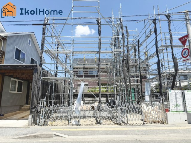 明石市西明石町2丁目　全2棟1号棟　新築戸建の駐車場|～ご見学に関して～平日や夜間でもご案内可能。決まったお時間で身動きが取れない方も臨機応変に対応します